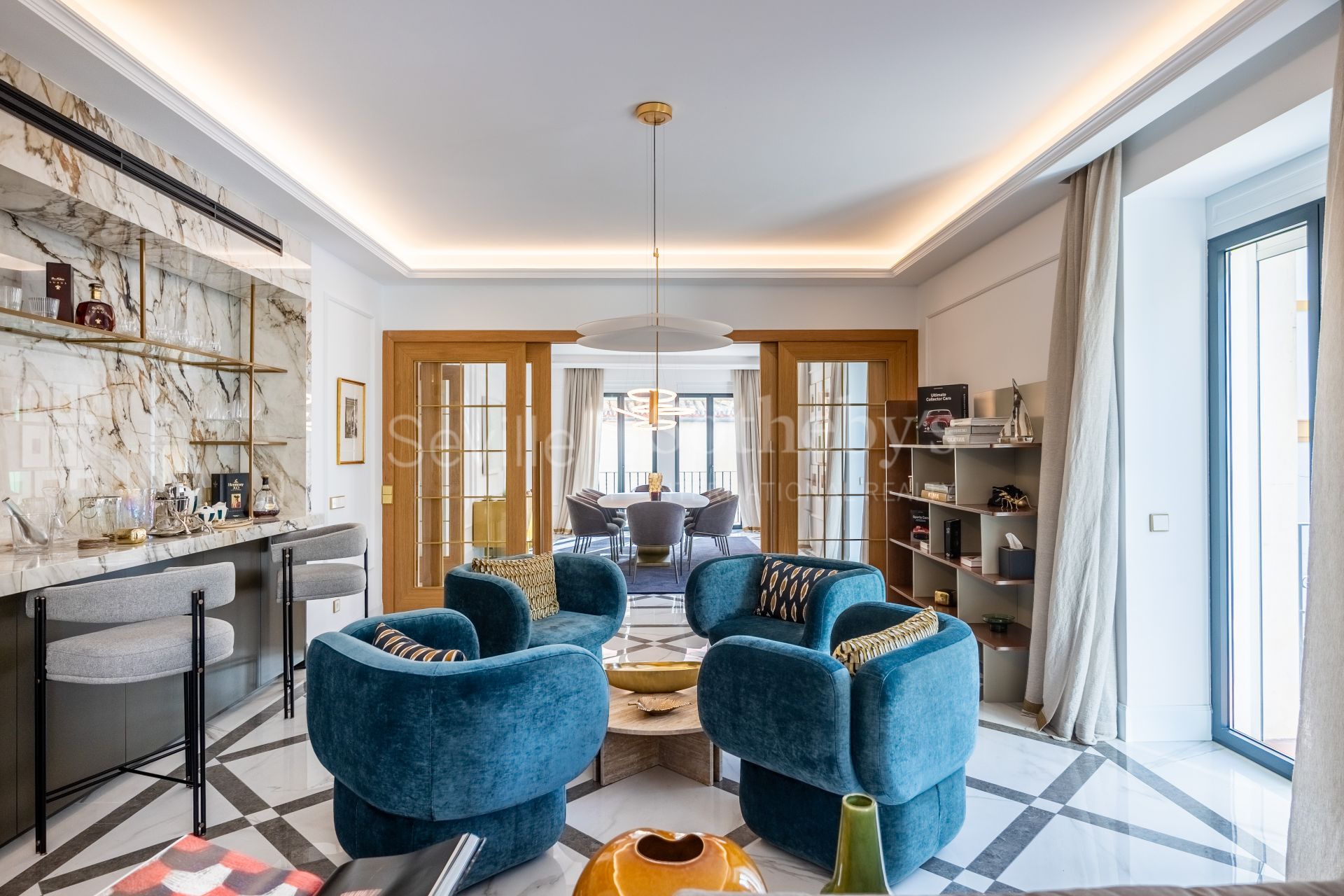 Residencia de lujo reformada en la Plaza del Museo