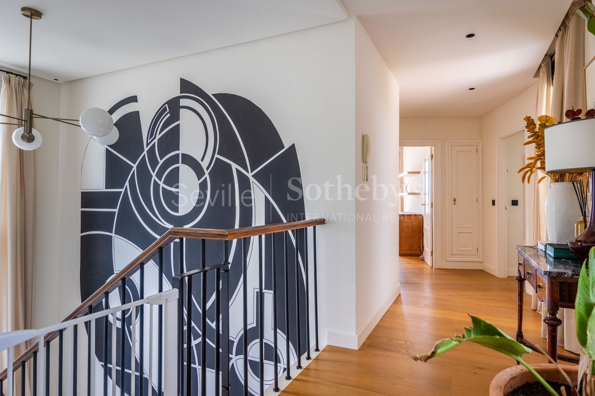 Exclusivo chalet reformado en primera línea de golf