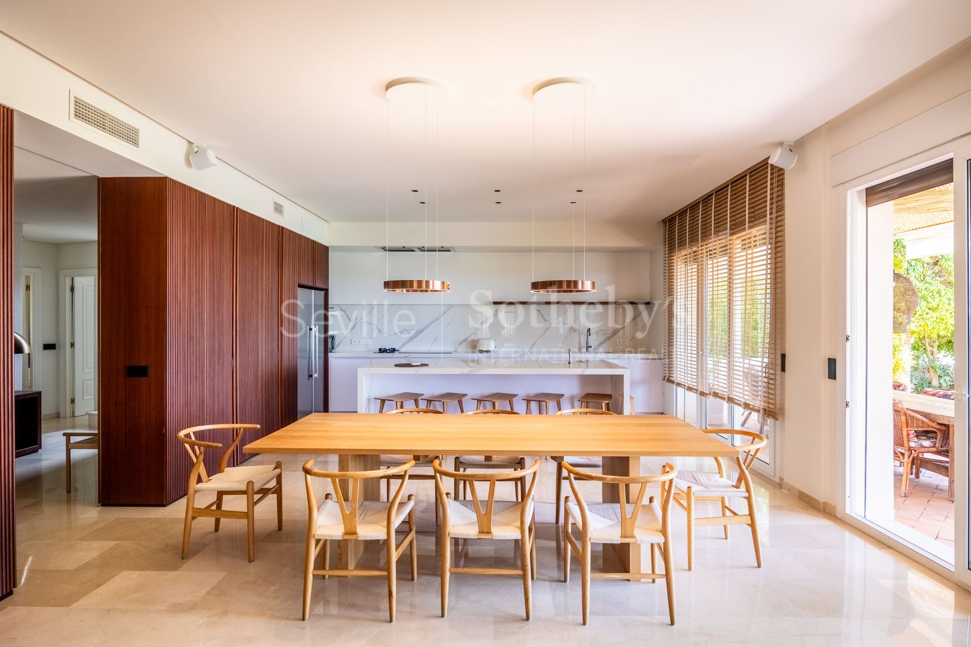 Exclusivo chalet reformado en primera línea de golf