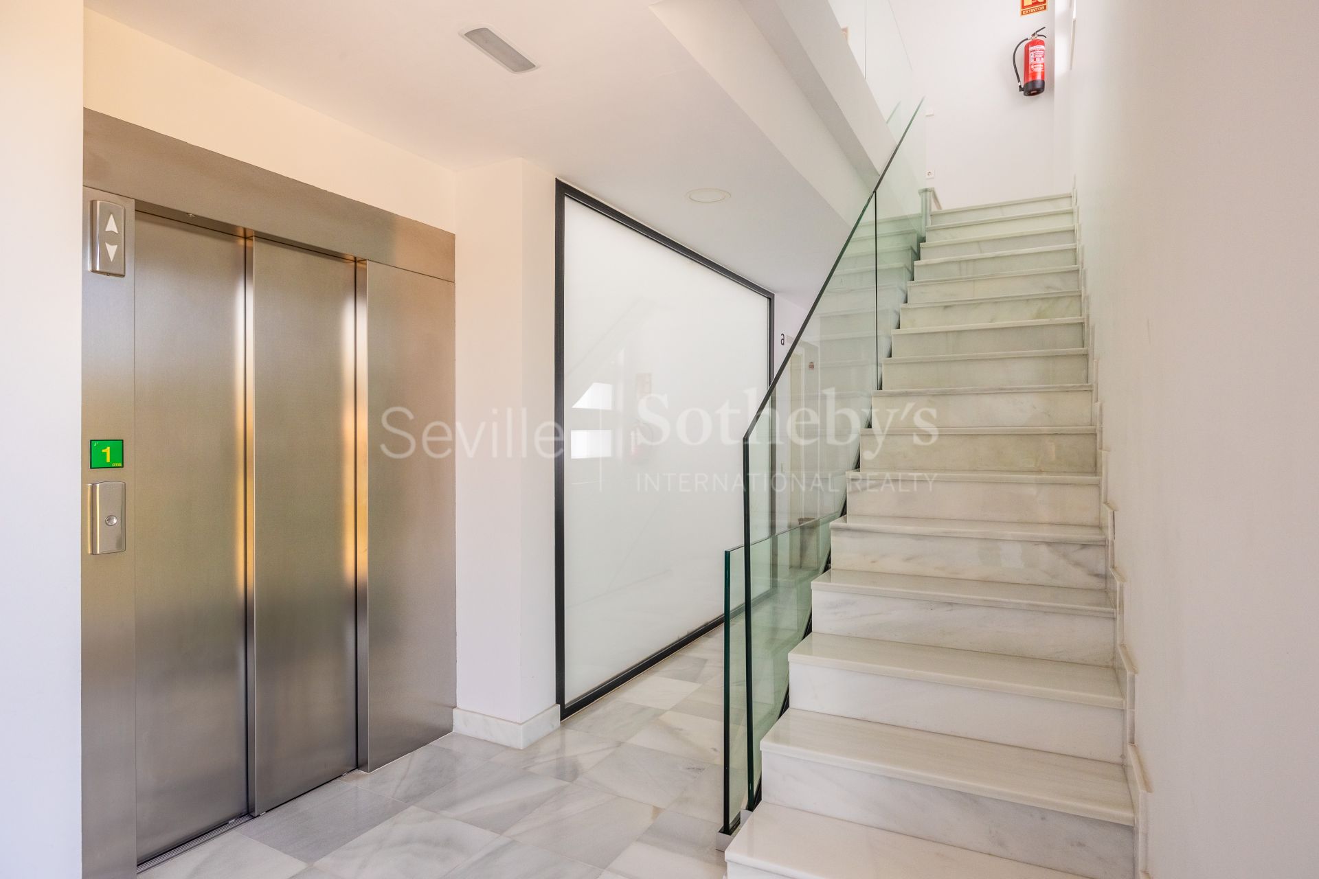 Exclusive property with sea views in El Puerto de Santa Maria - El Ancla Area