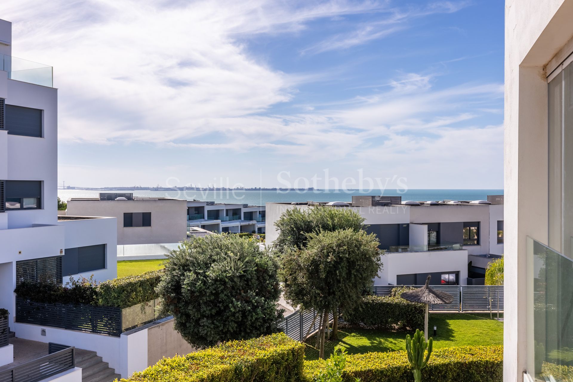 Exclusive property with sea views in El Puerto de Santa Maria - El Ancla Area