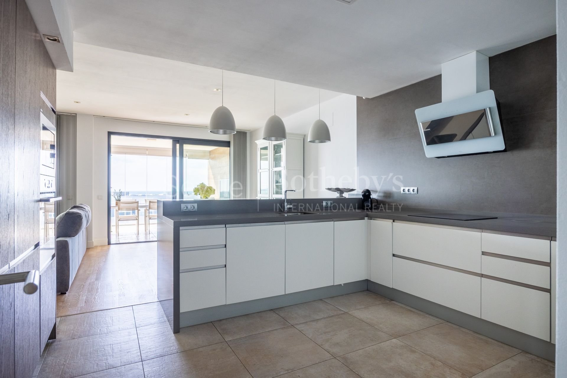 Exclusive property with sea views in El Puerto de Santa Maria - El Ancla Area