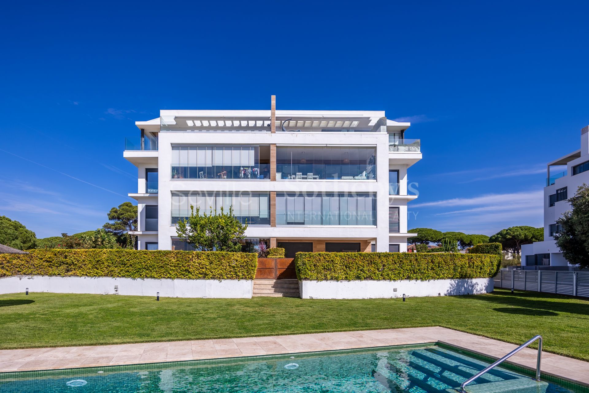 Exclusive property with sea views in El Puerto de Santa Maria - El Ancla Area
