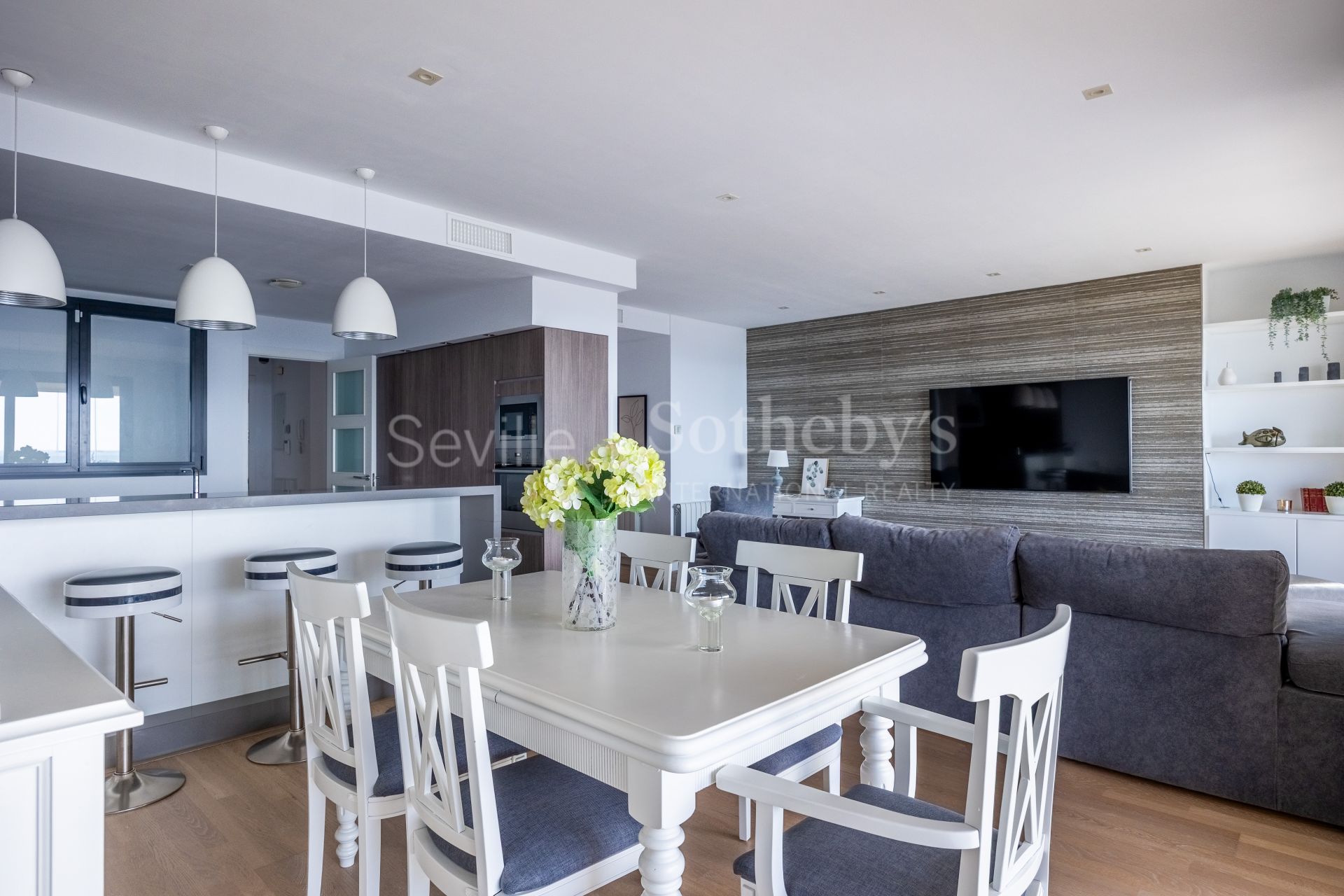 Exclusive property with sea views in El Puerto de Santa Maria - El Ancla Area