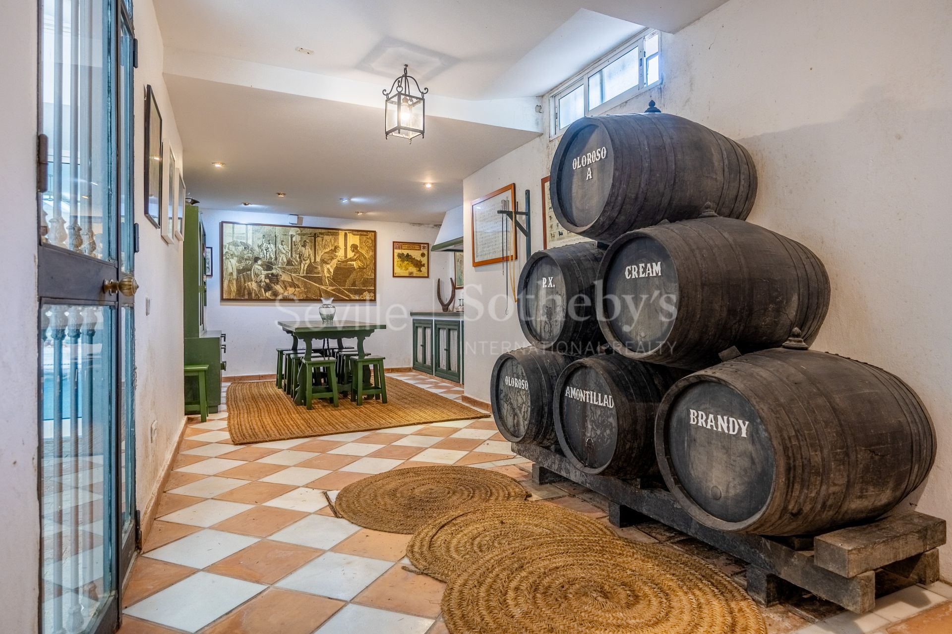 Detached house in the La Motilla residential area with 517 square meters built on a 715 square meter plot