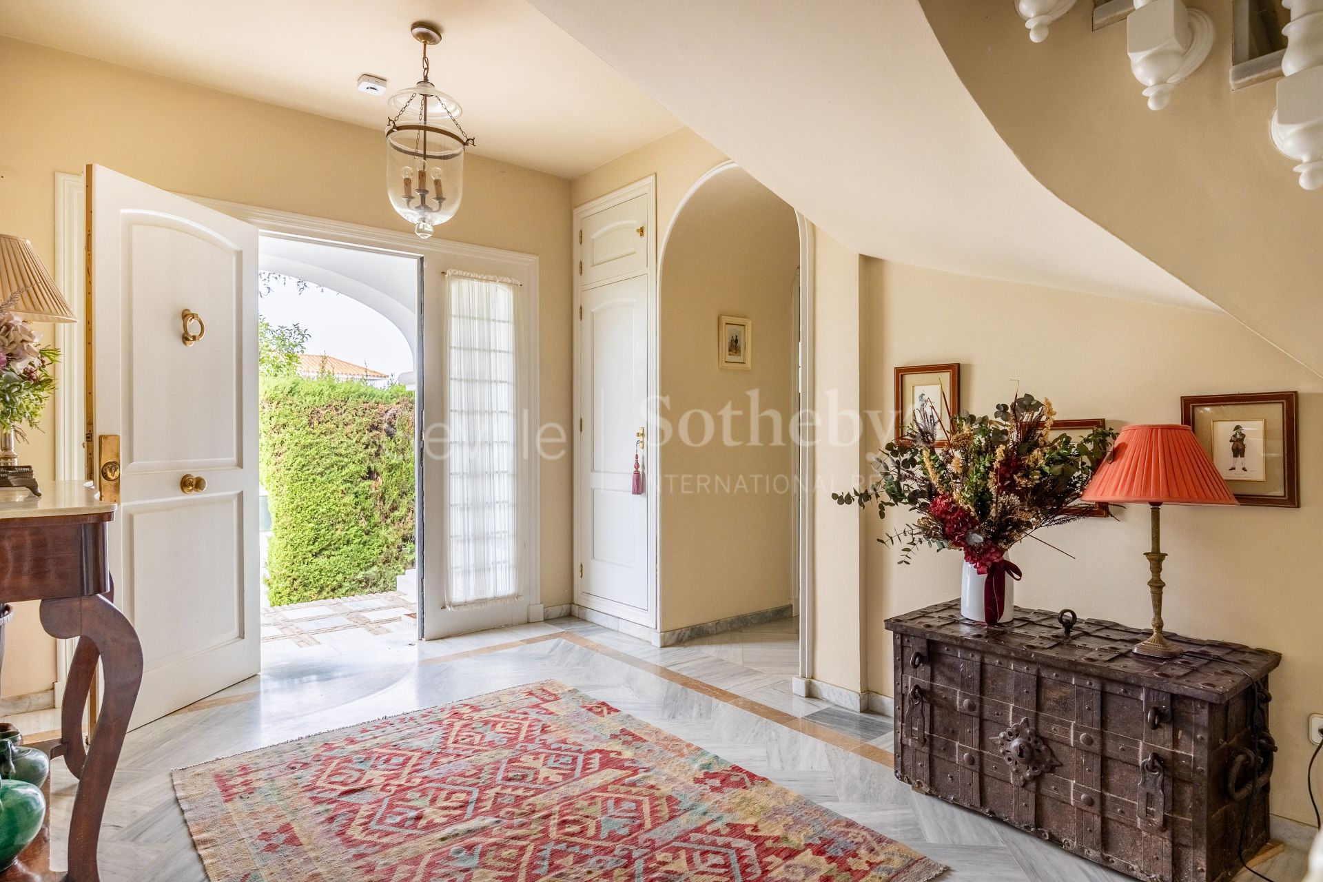 Detached house in the La Motilla residential area with 517 square meters built on a 715 square meter plot