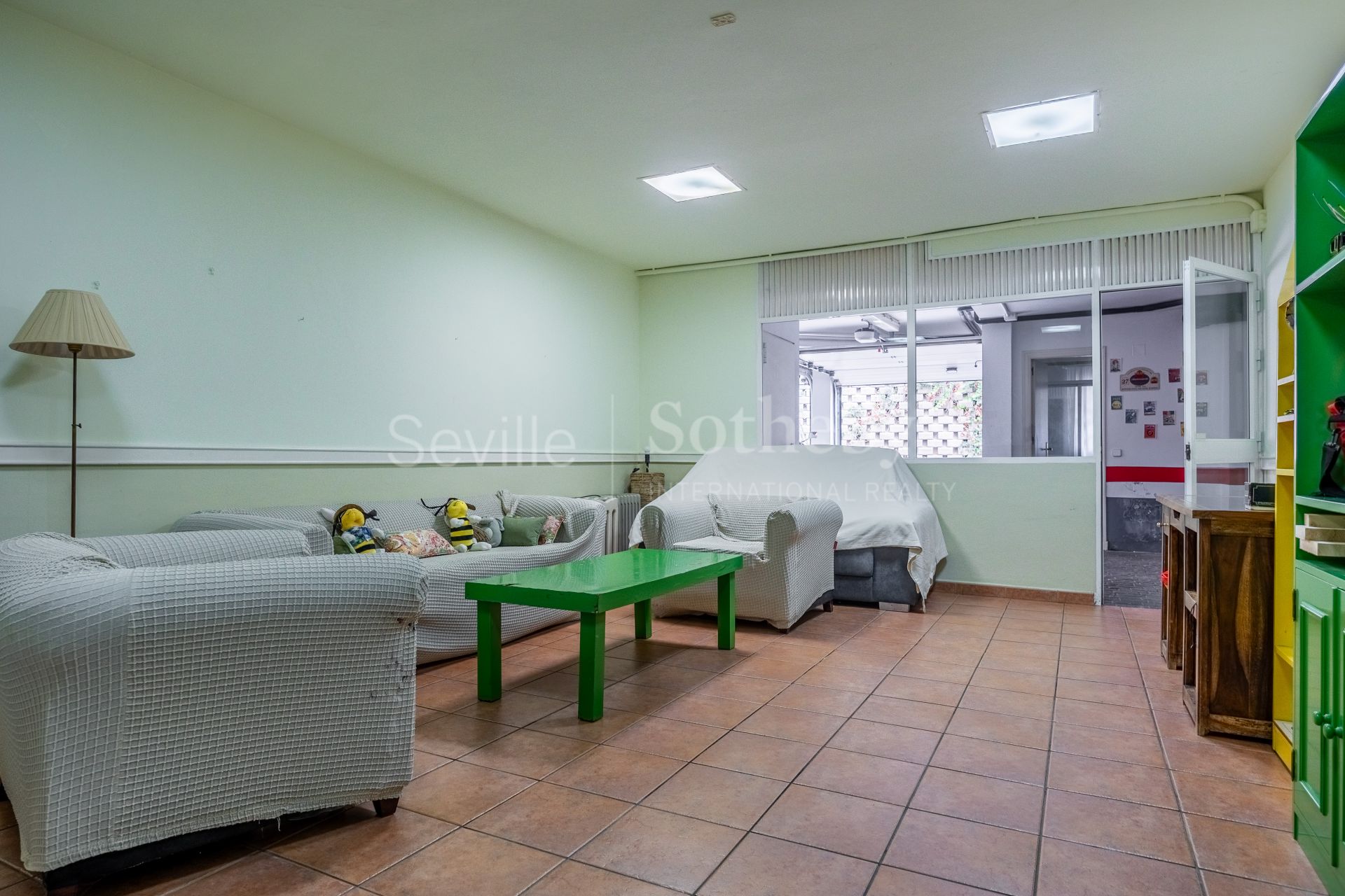 Detached house in the La Motilla residential area with 517 square meters built on a 715 square meter plot