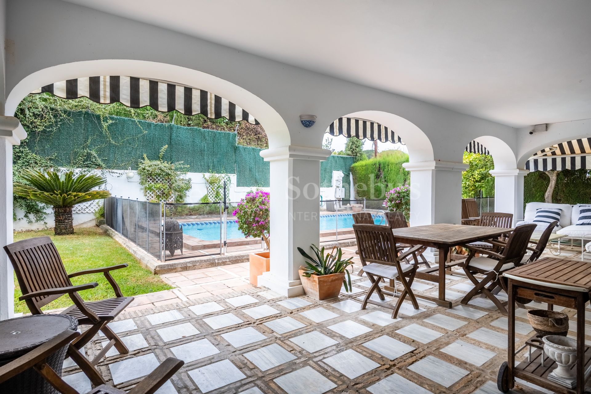 Detached house in the La Motilla residential area with 517 square meters built on a 715 square meter plot