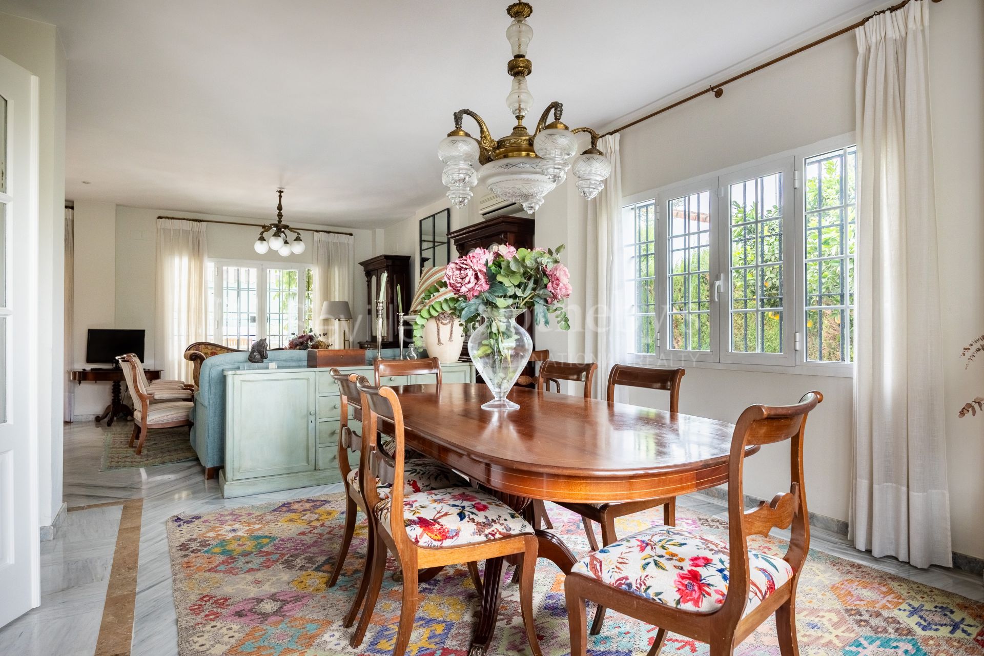 Detached house in the La Motilla residential area with 517 square meters built on a 715 square meter plot