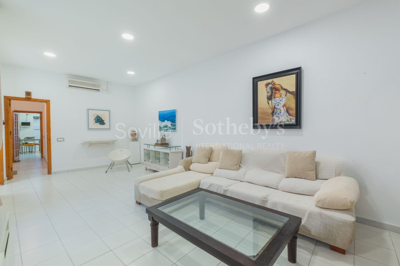 Piso con estilo tradicional en el corazón del casco histórico de Cádiz.