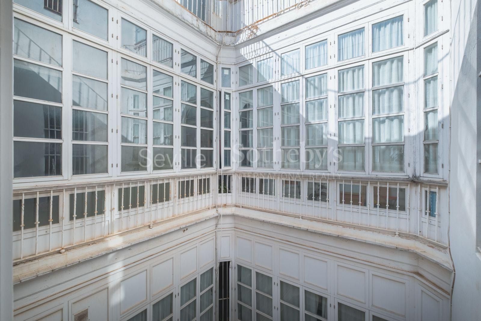 Piso con estilo tradicional en el corazón del casco histórico de Cádiz.