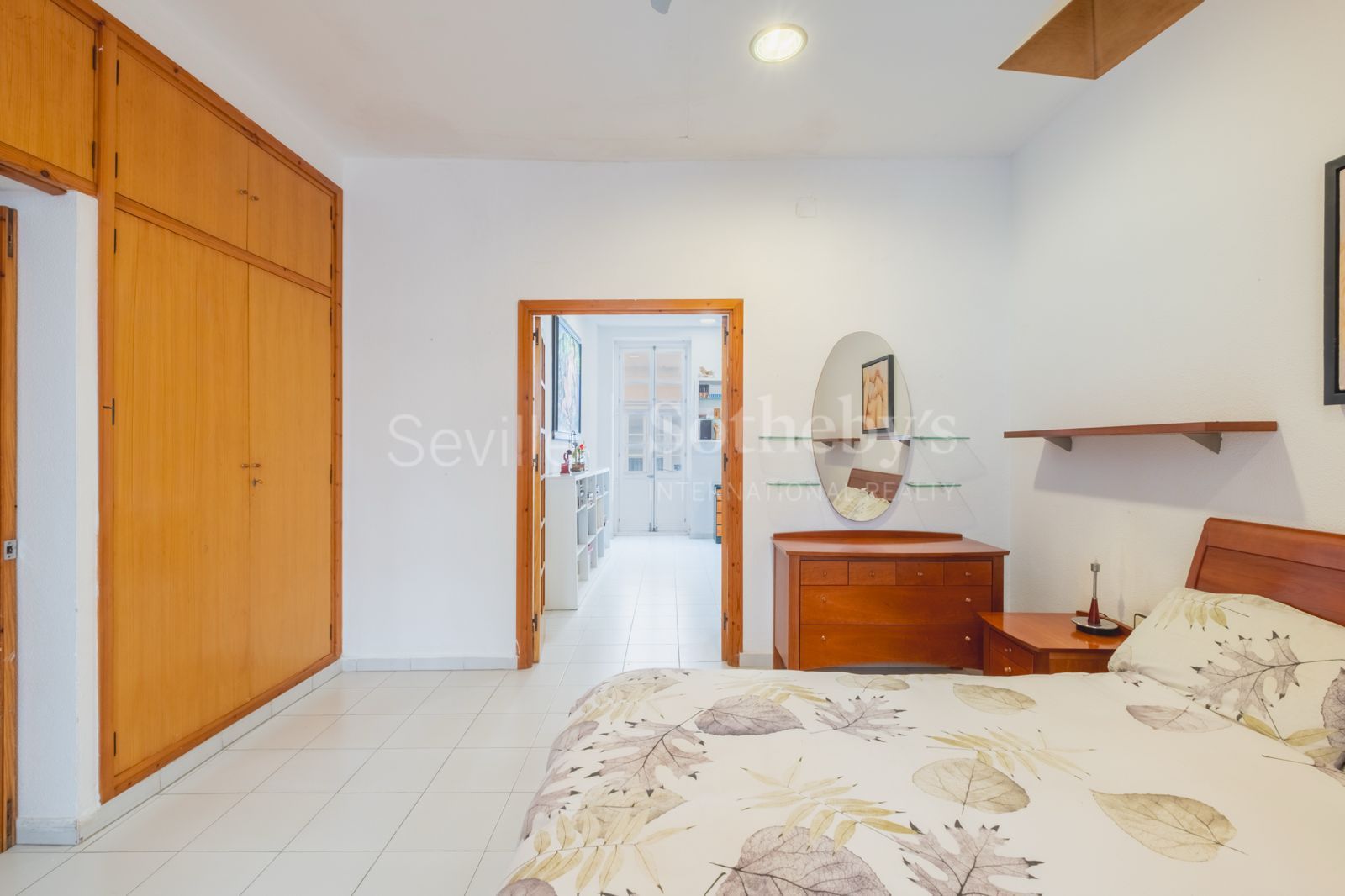 Piso con estilo tradicional en el corazón del casco histórico de Cádiz.