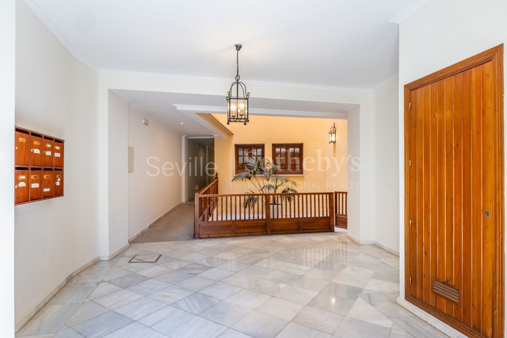 House in Triana with river views