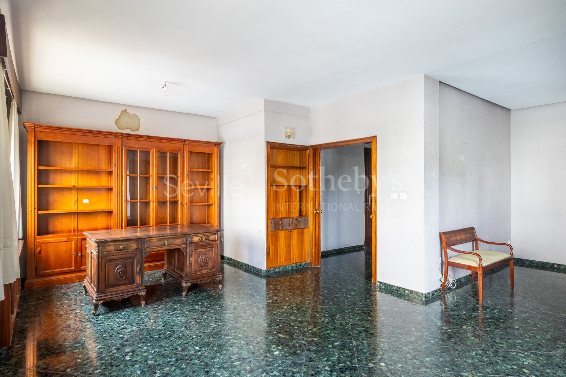 Piso en Los Remedios - Primera planta con ascensor