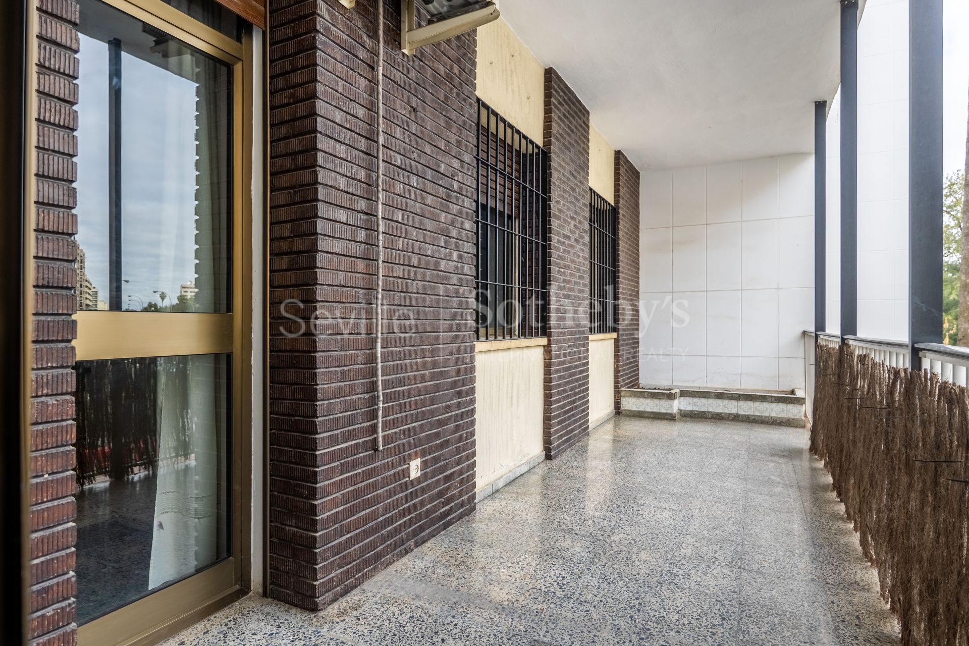 Piso en Los Remedios - Primera planta con ascensor