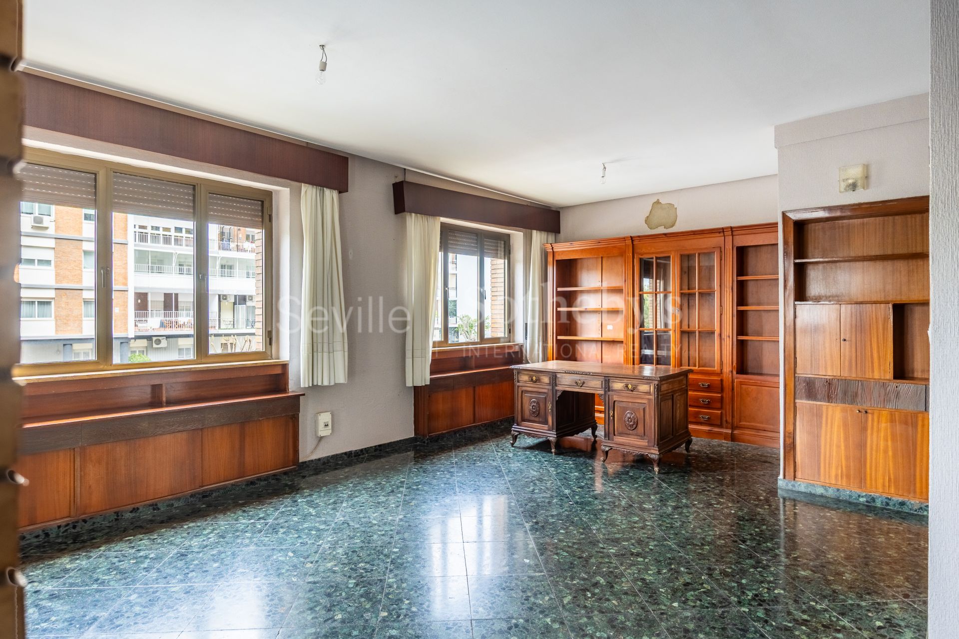 Piso en Los Remedios - Primera planta con ascensor