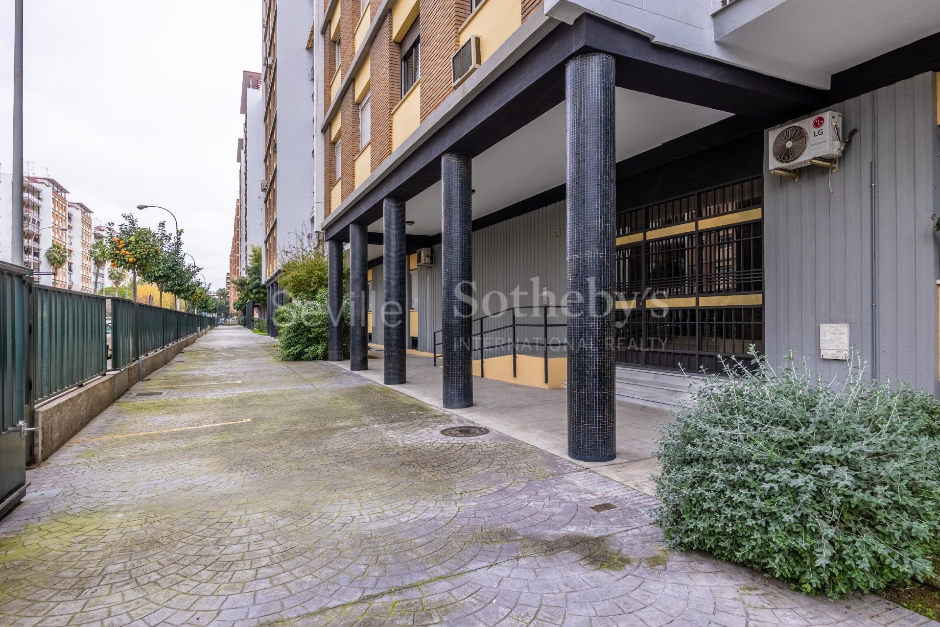 Piso en Los Remedios - Primera planta con ascensor