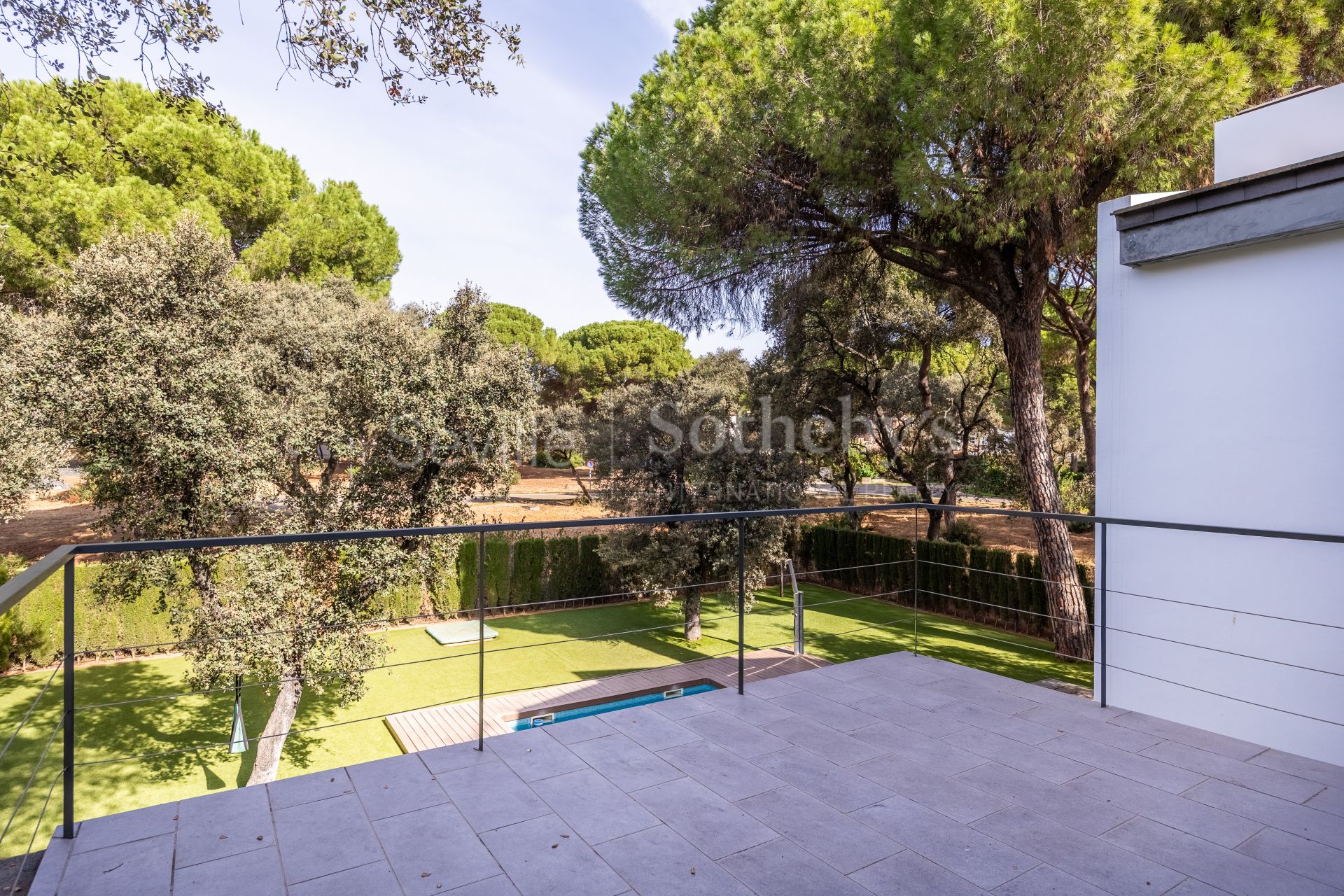 Exclusiva casa independiente de diseño con piscina en la Urb. la Juliana, Bollullos de la Mitación