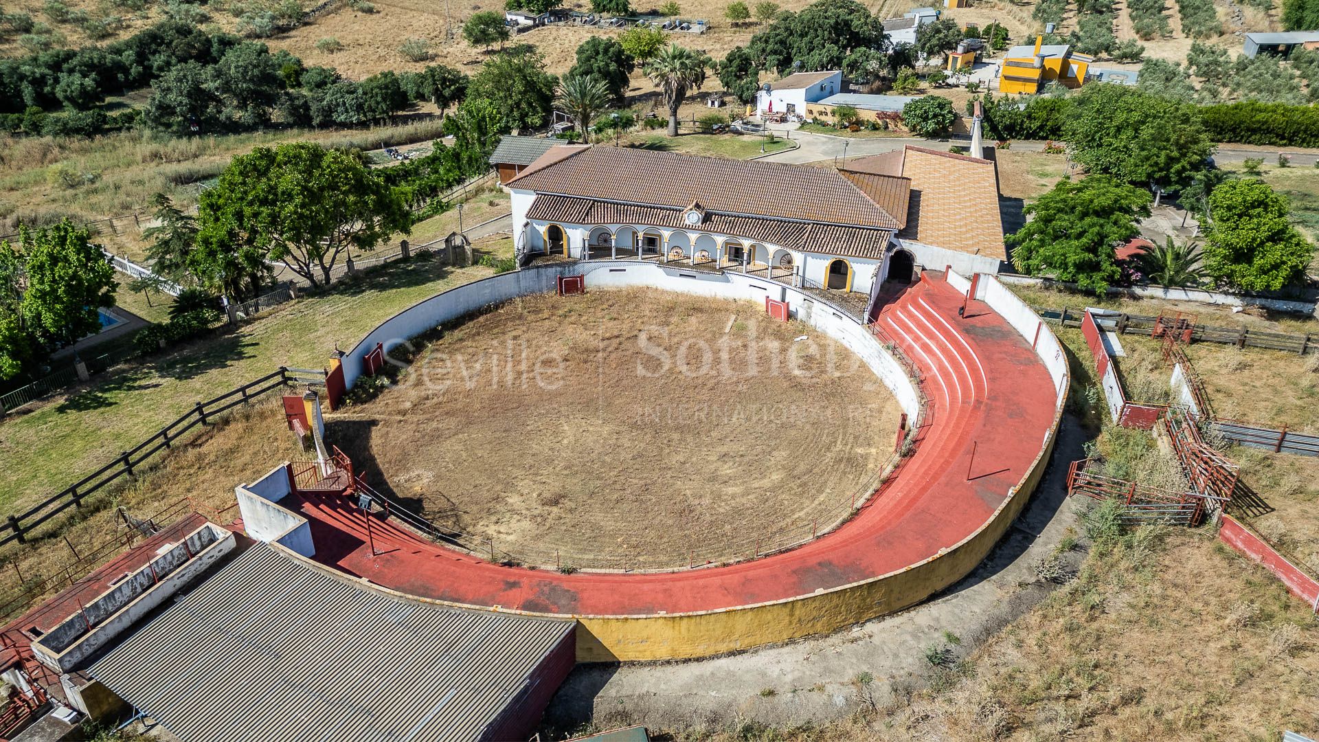 Hacienda en Pleno Corazón de la Sierra Norte de Sevilla