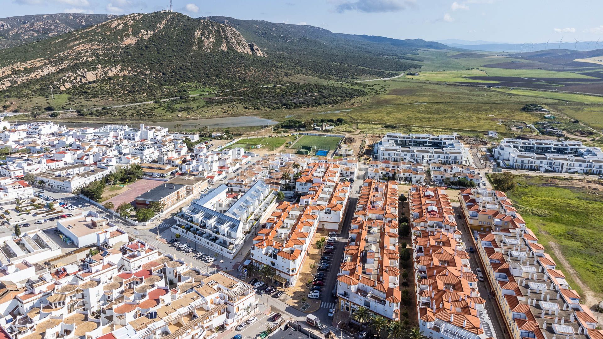 Ático con extenso solarium en la playa en Zahara de los Atunes