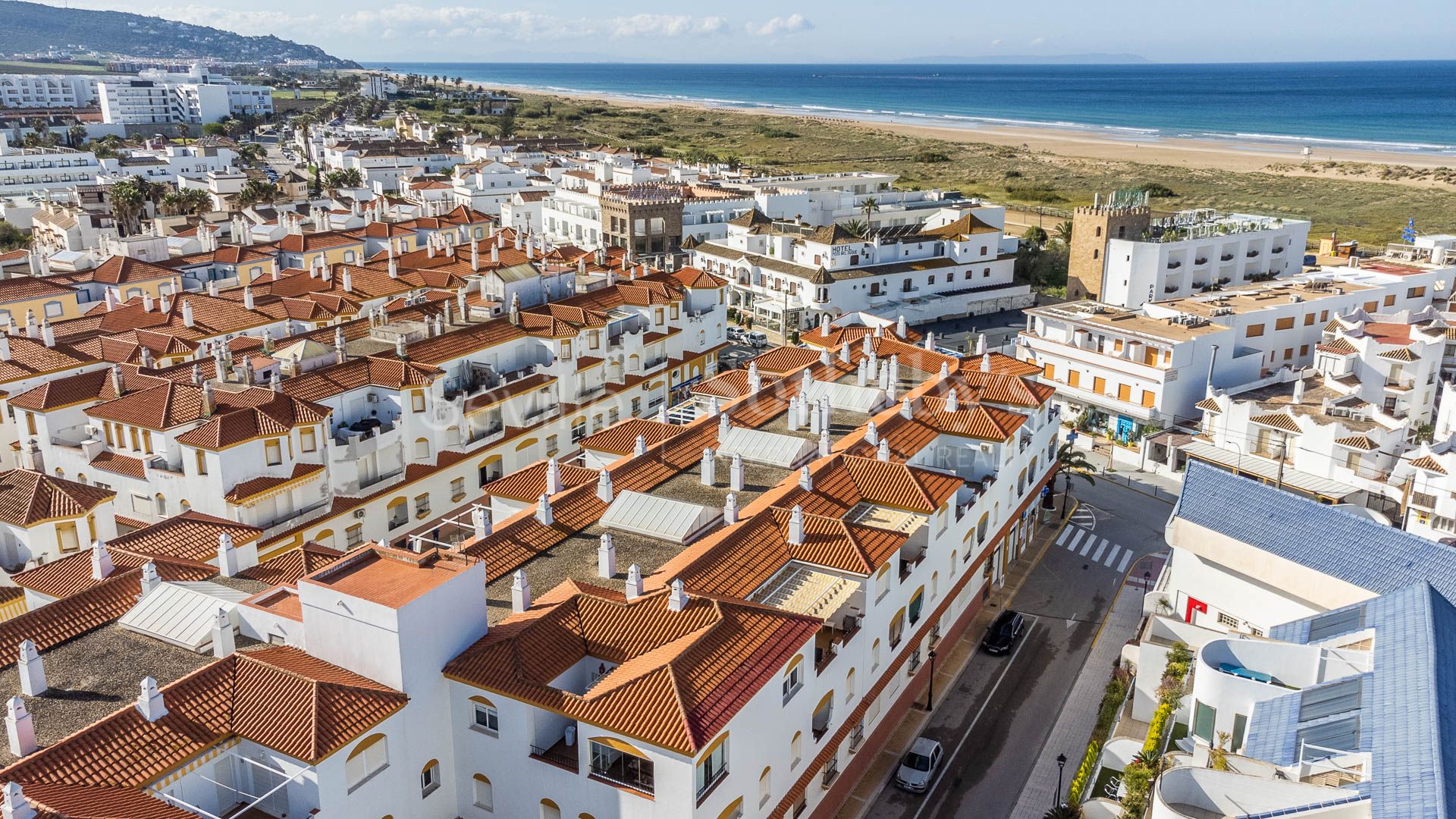 Penthouse with Spacious Solarium Near the Beach in Zahara de los Atunes