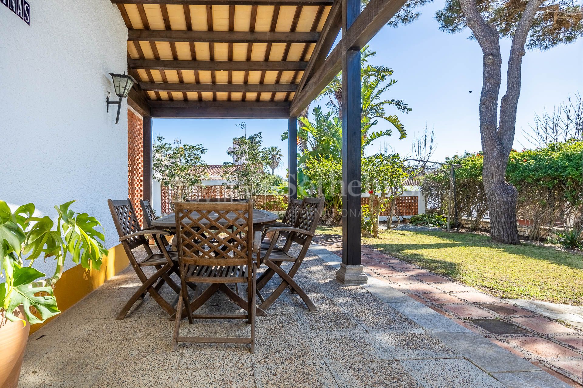 One-Story House in La Fuente del Gallo