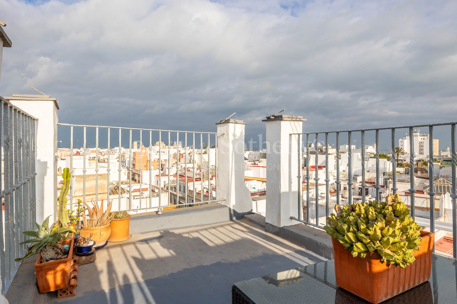 3-bedroom apartment with a 360º terrace