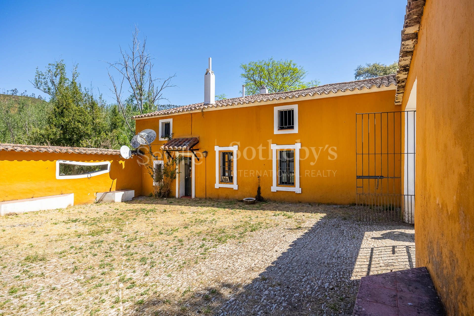 Farmhouse in Corteconcepción