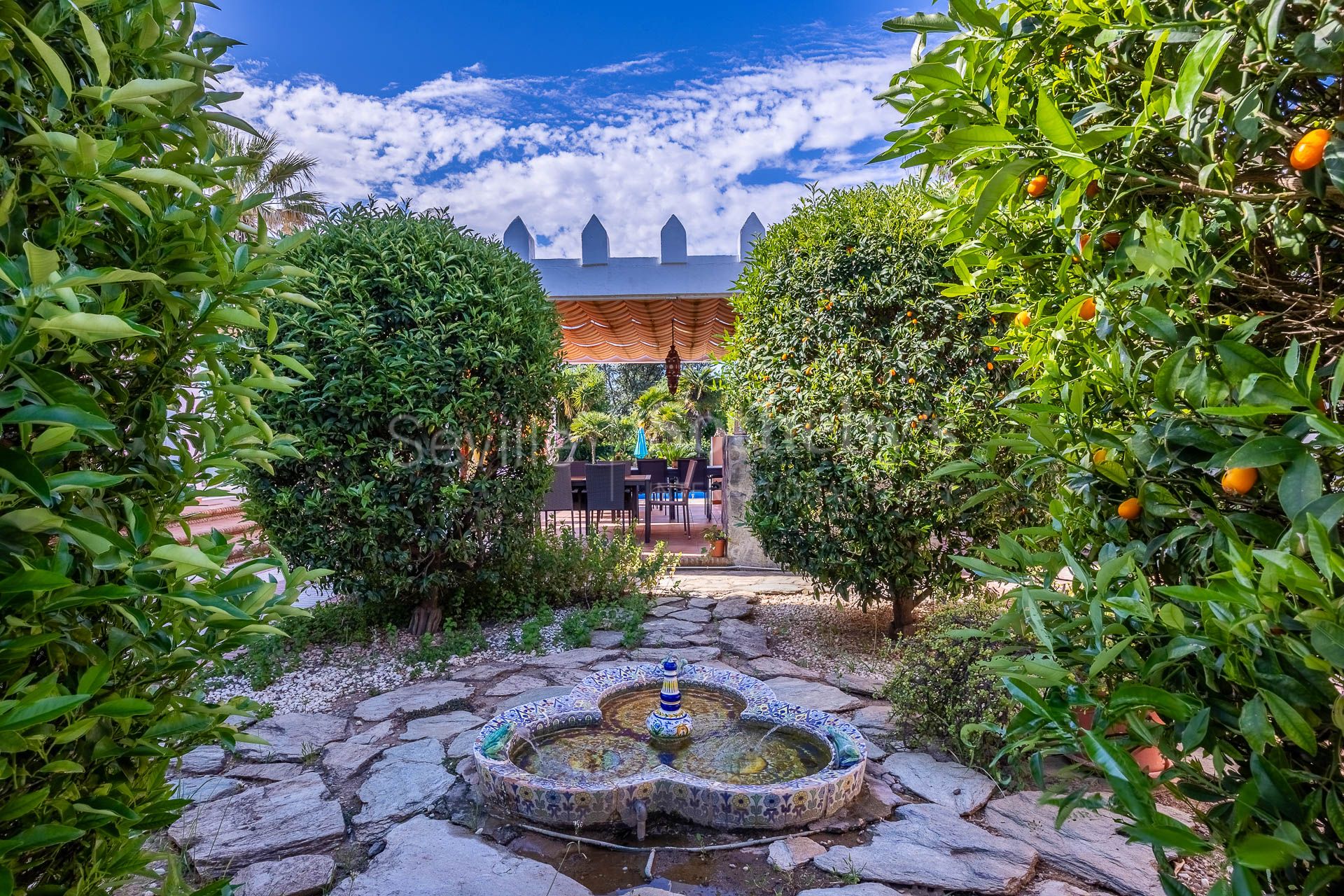 Propiedad con piscina y suites en El Capricho, Espartinas