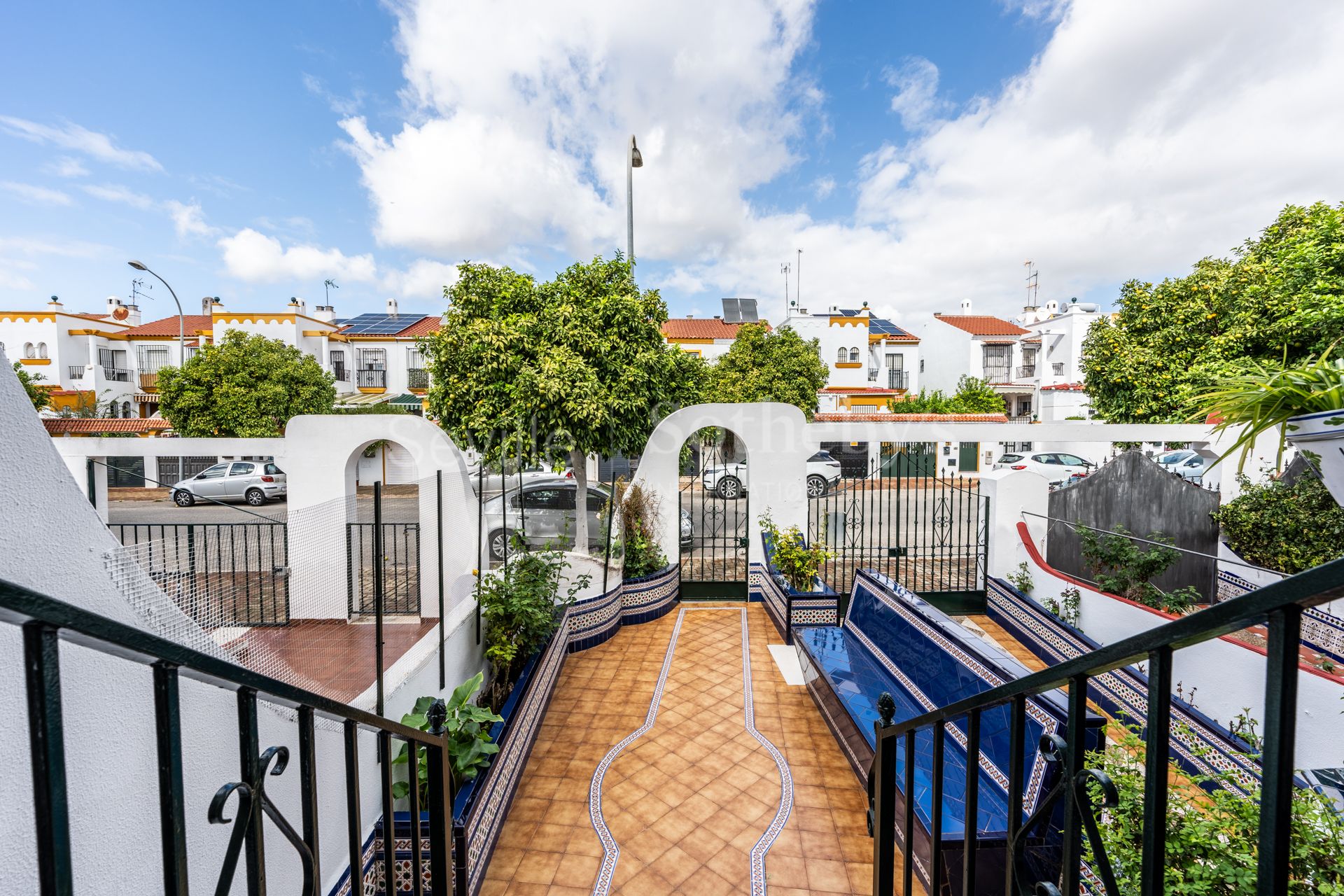 Casa adosada en residencial Cavaleri