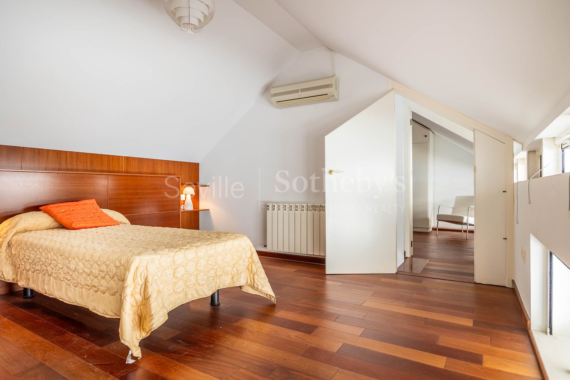 Casa de estilo contemporáneo en el centro de Sevilla