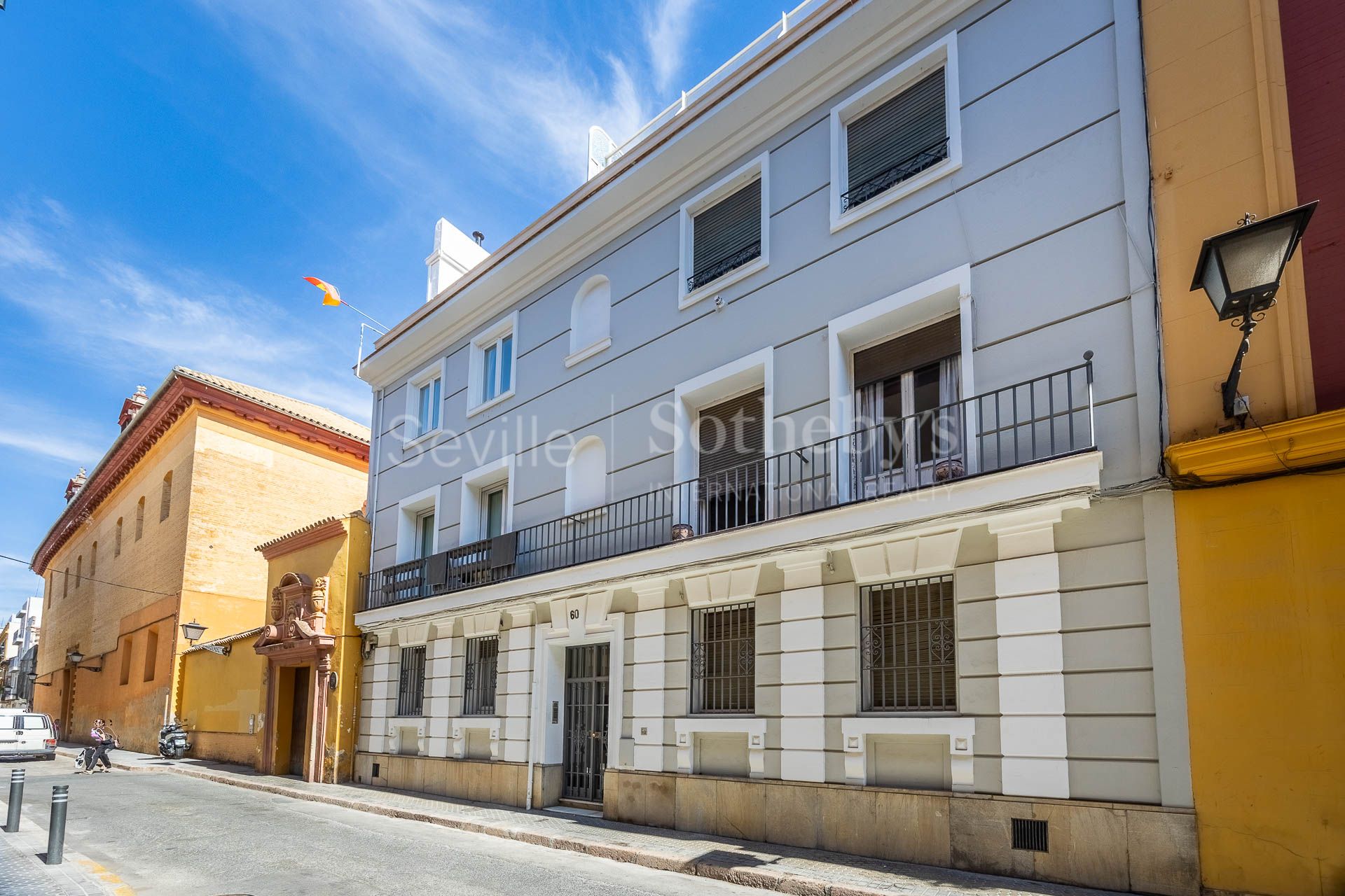 Amplio apartamento con reforma reciente en Sevilla