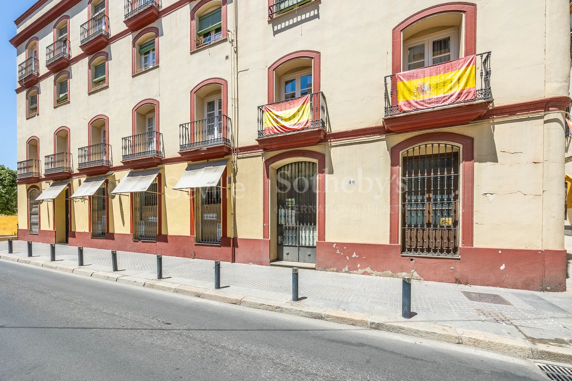 Activo de inversión en rentabilidad junto a la plaza de toros y el río Guadalquivir