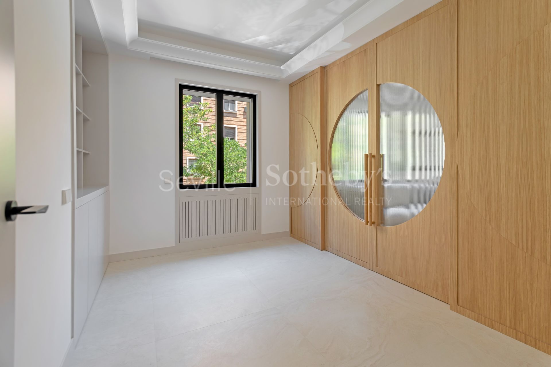 Luxurious Refurbished Apartment with Two Terraces in Prado de San Sebastián