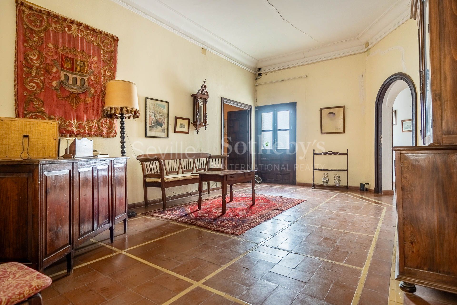 Casa palacio histórica con gran patio Andújar