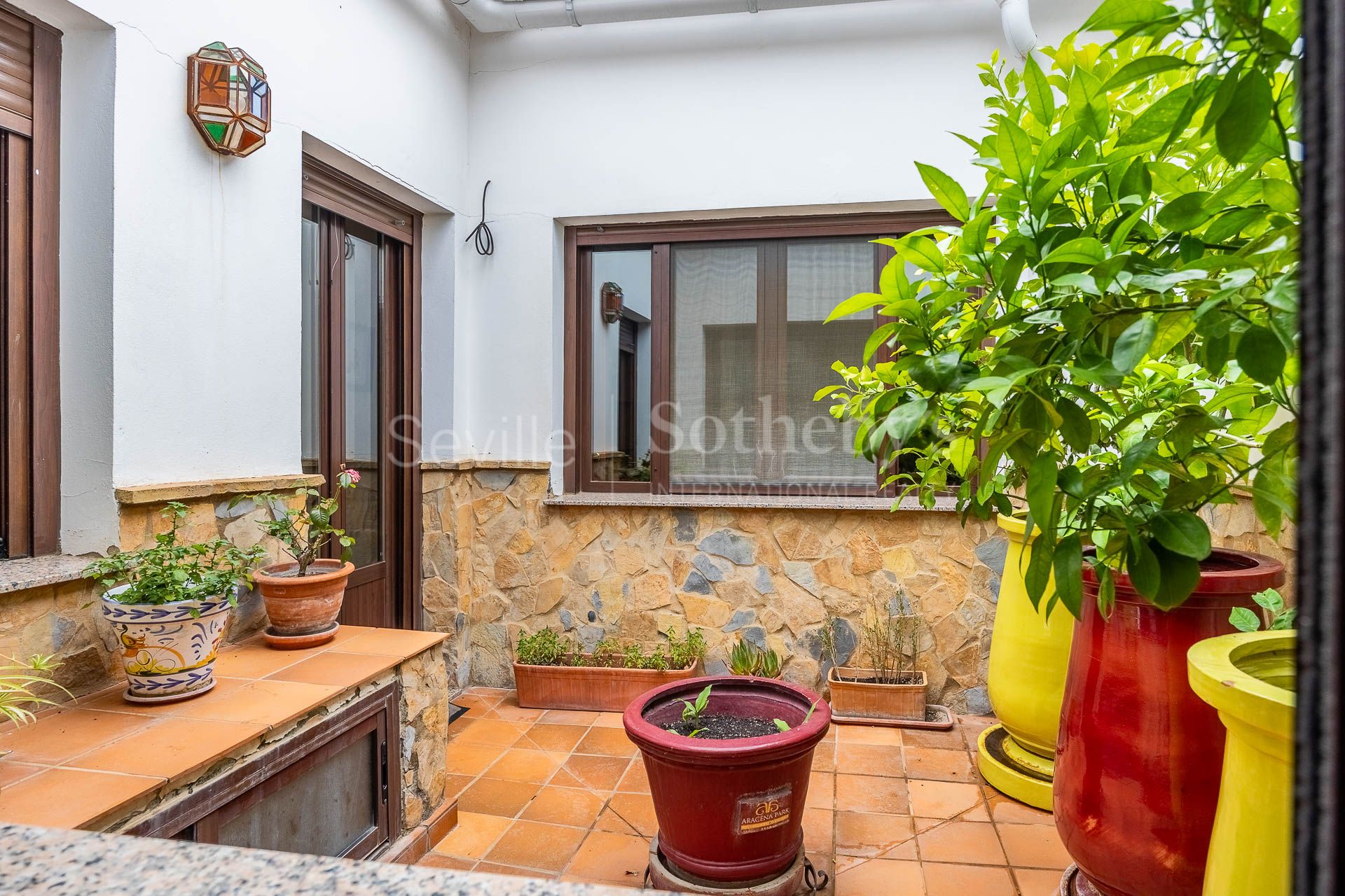 Two-Storey House with Views of Aracena Castle