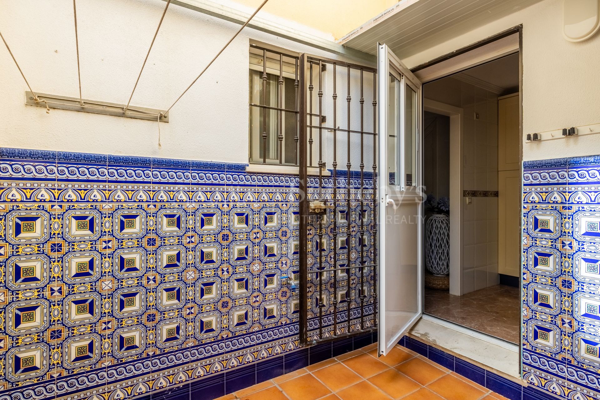 Semi-detached property in Barbate