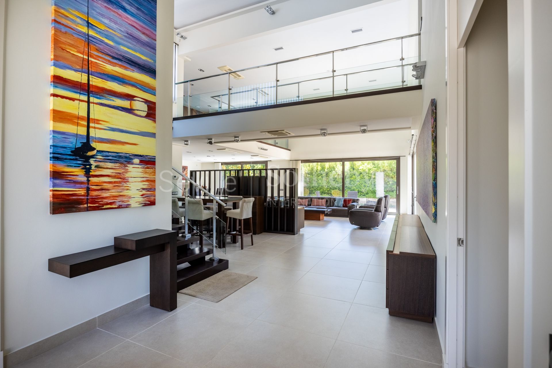 Vivienda con piscina privada en Vistahermosa