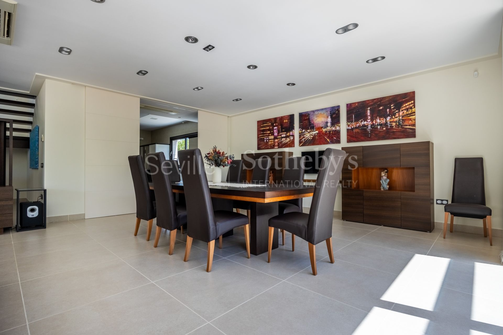 Vivienda con piscina privada en Vistahermosa