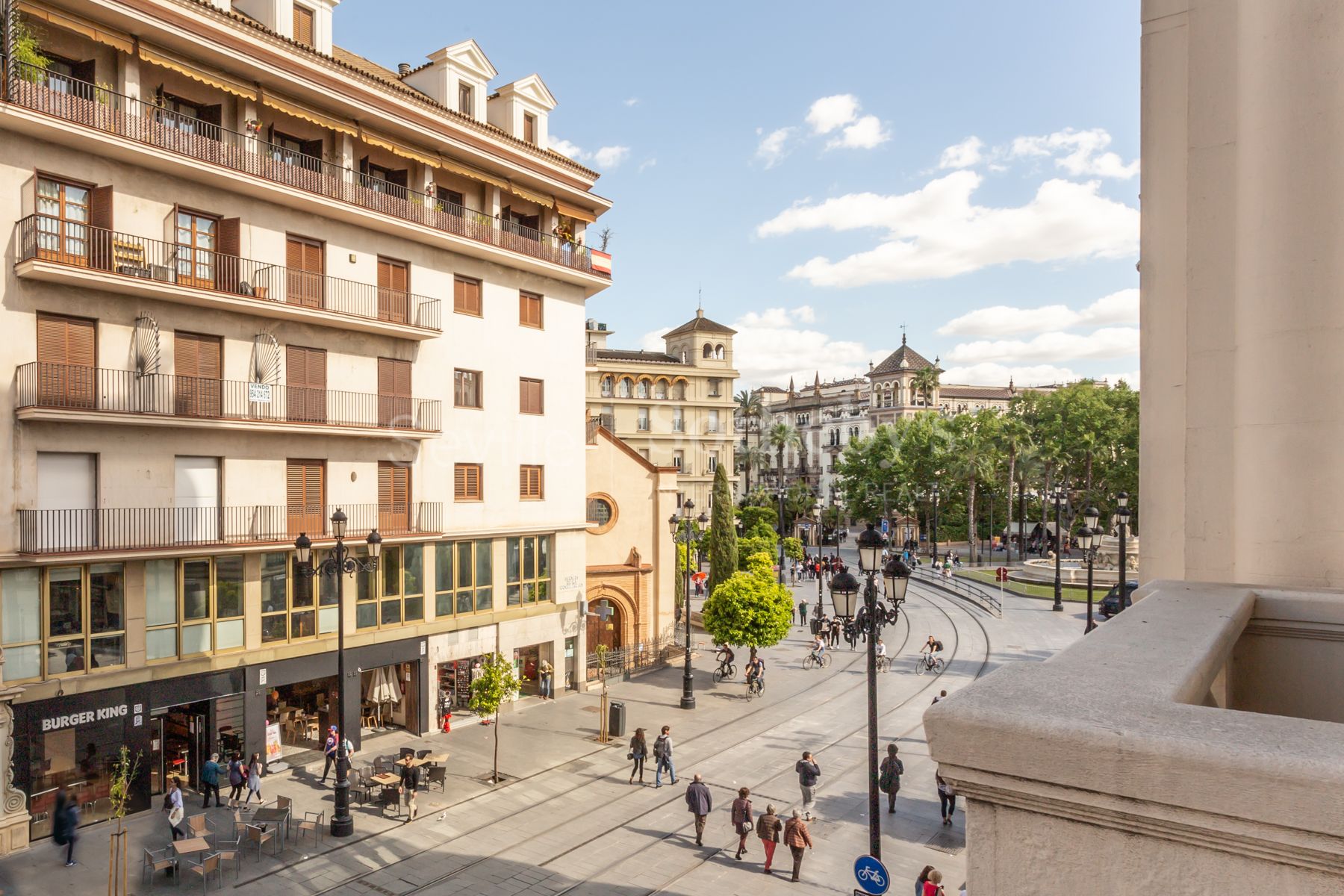 Piso en venta reformado junto a Puerta Jerez