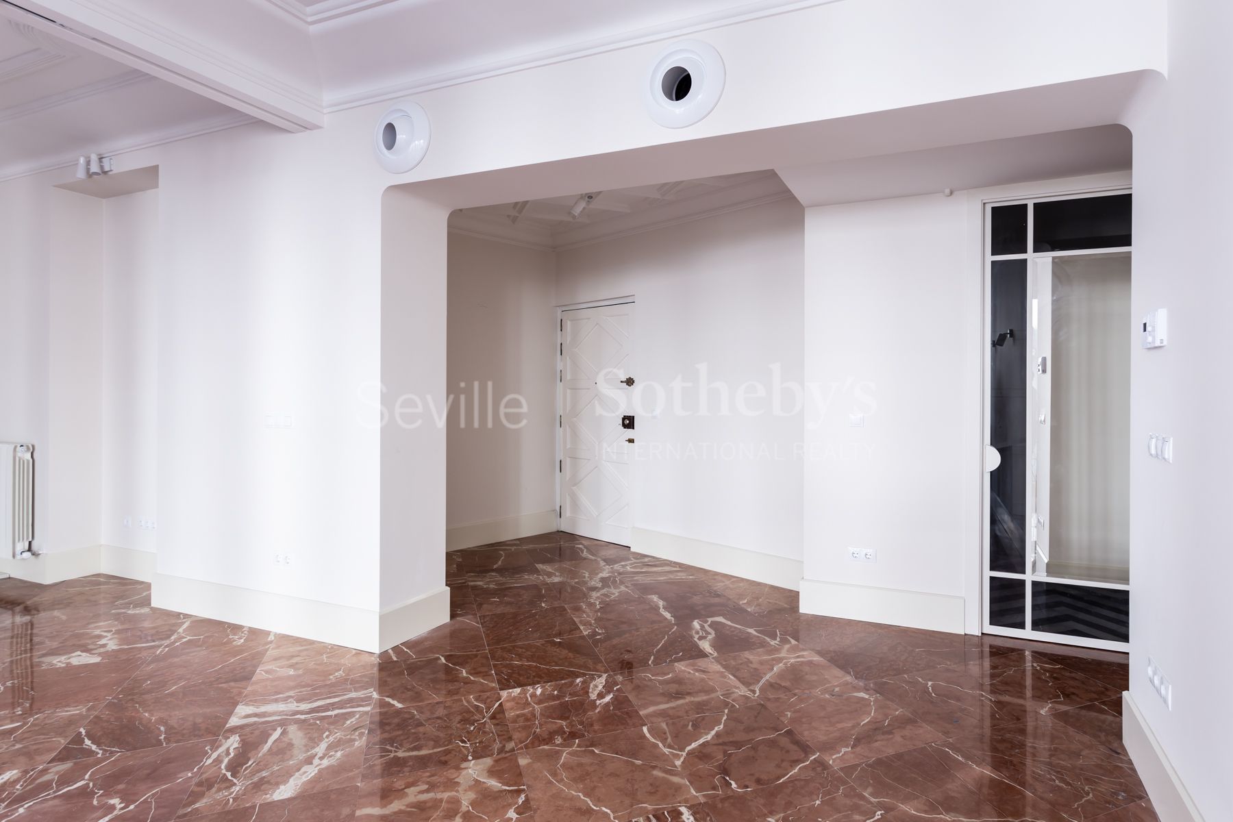 Piso en venta reformado junto a Puerta Jerez