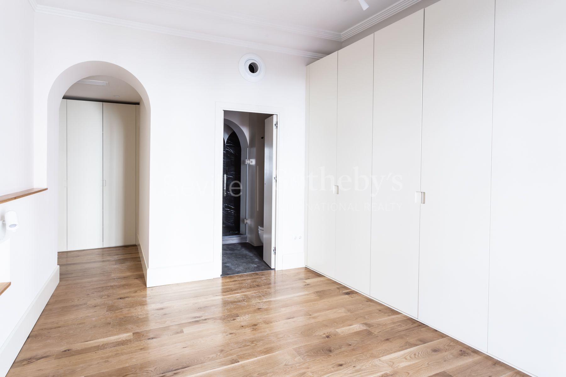 Piso en venta reformado junto a Puerta Jerez