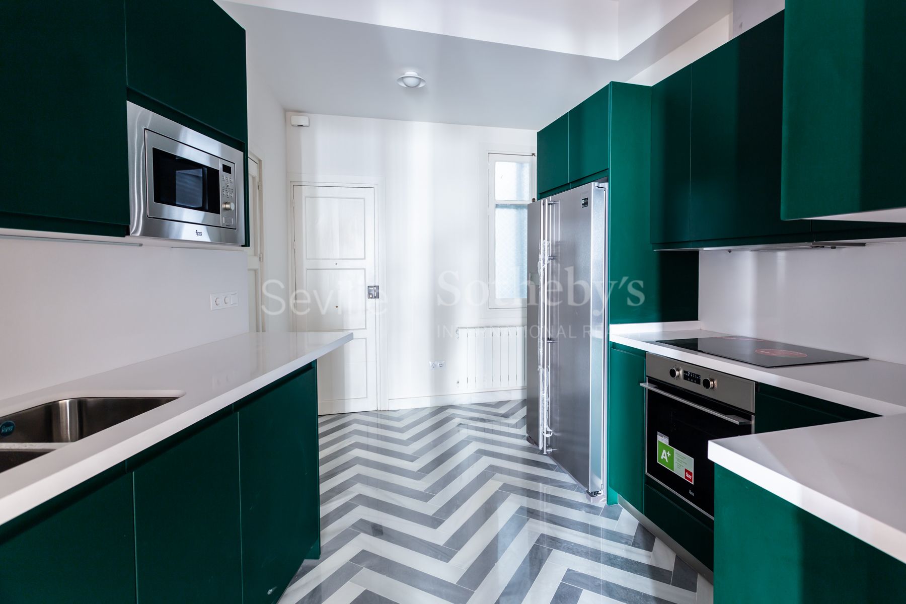 Piso en venta reformado junto a Puerta Jerez