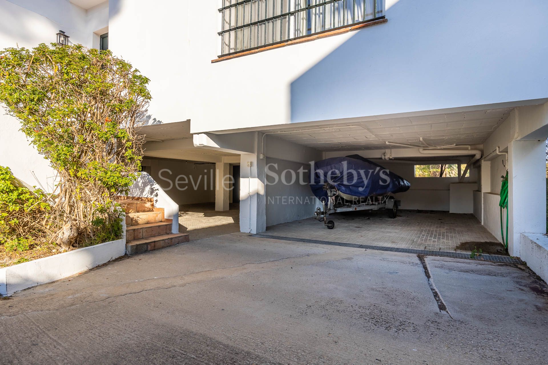 Casa con jardín y piscina a un minuto de la playa de Vistahermosa