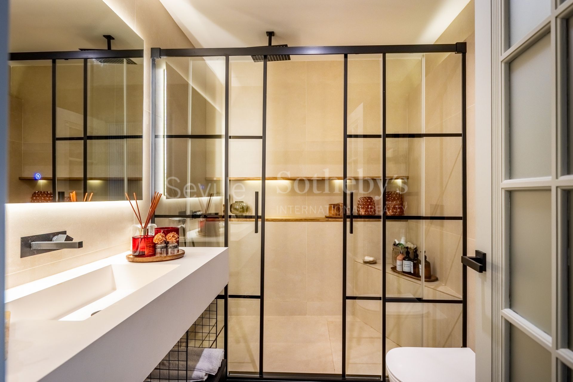 Luxury Residence on República Argentina