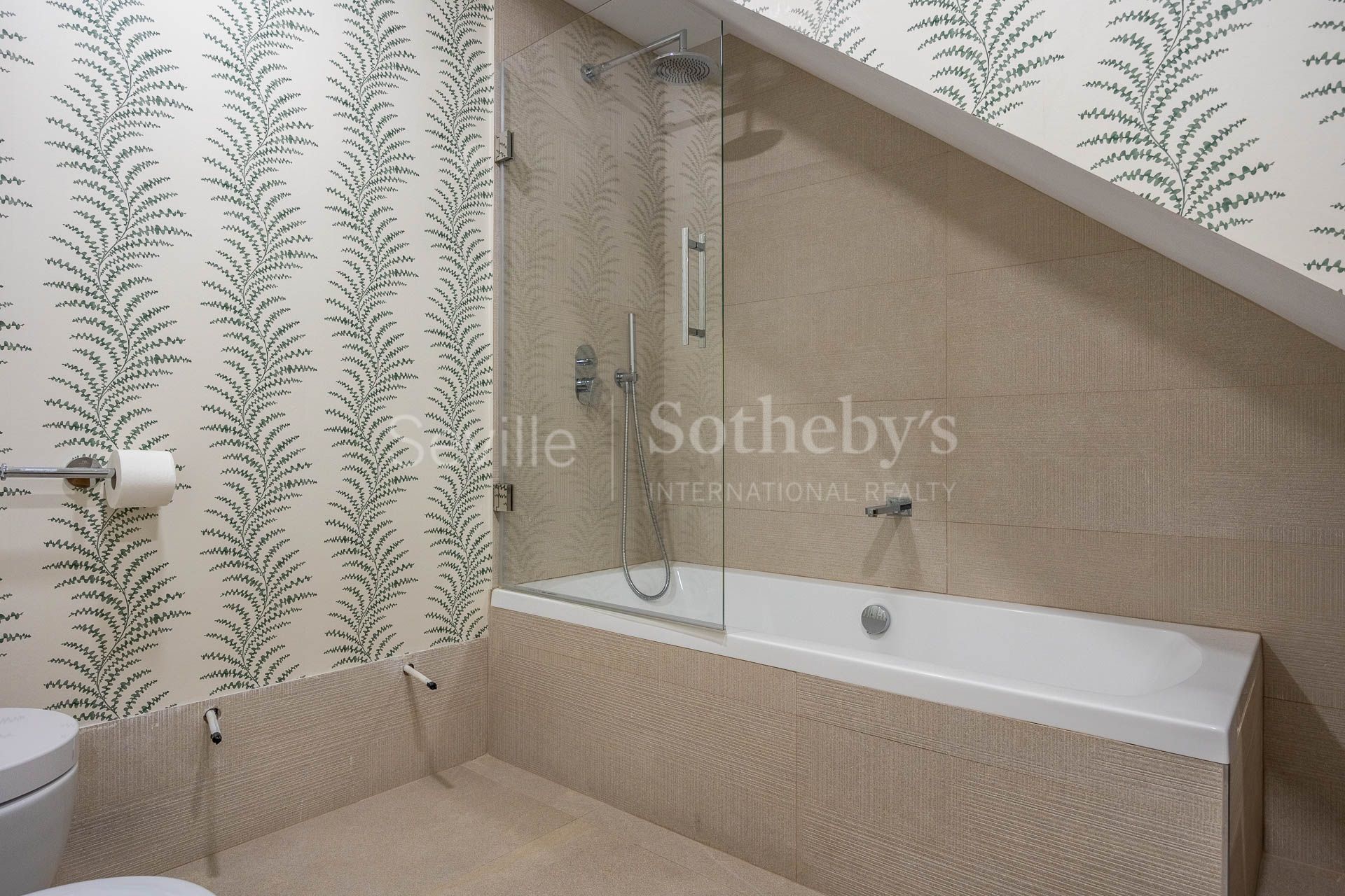 Exclusive triplex in the El Porvenir