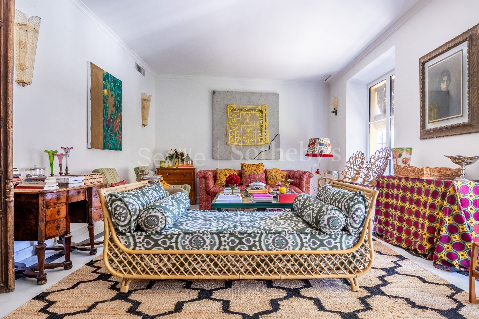 Casa señorial restaurada en la Plaza del Museo