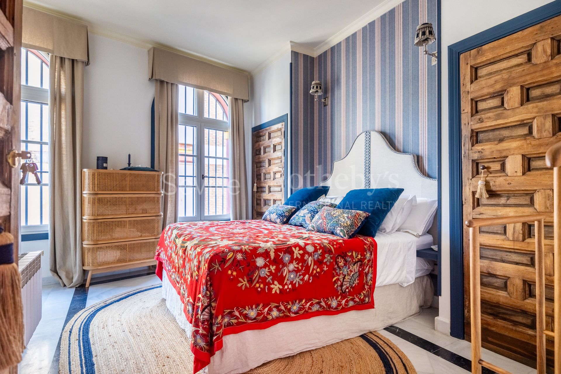 Casa señorial restaurada en la Plaza del Museo