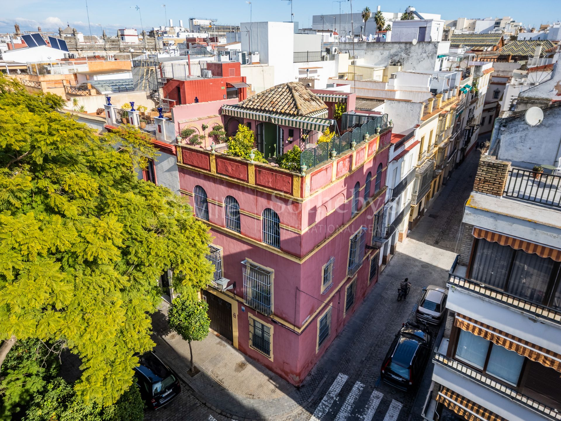 Casa señorial restaurada en la Plaza del Museo