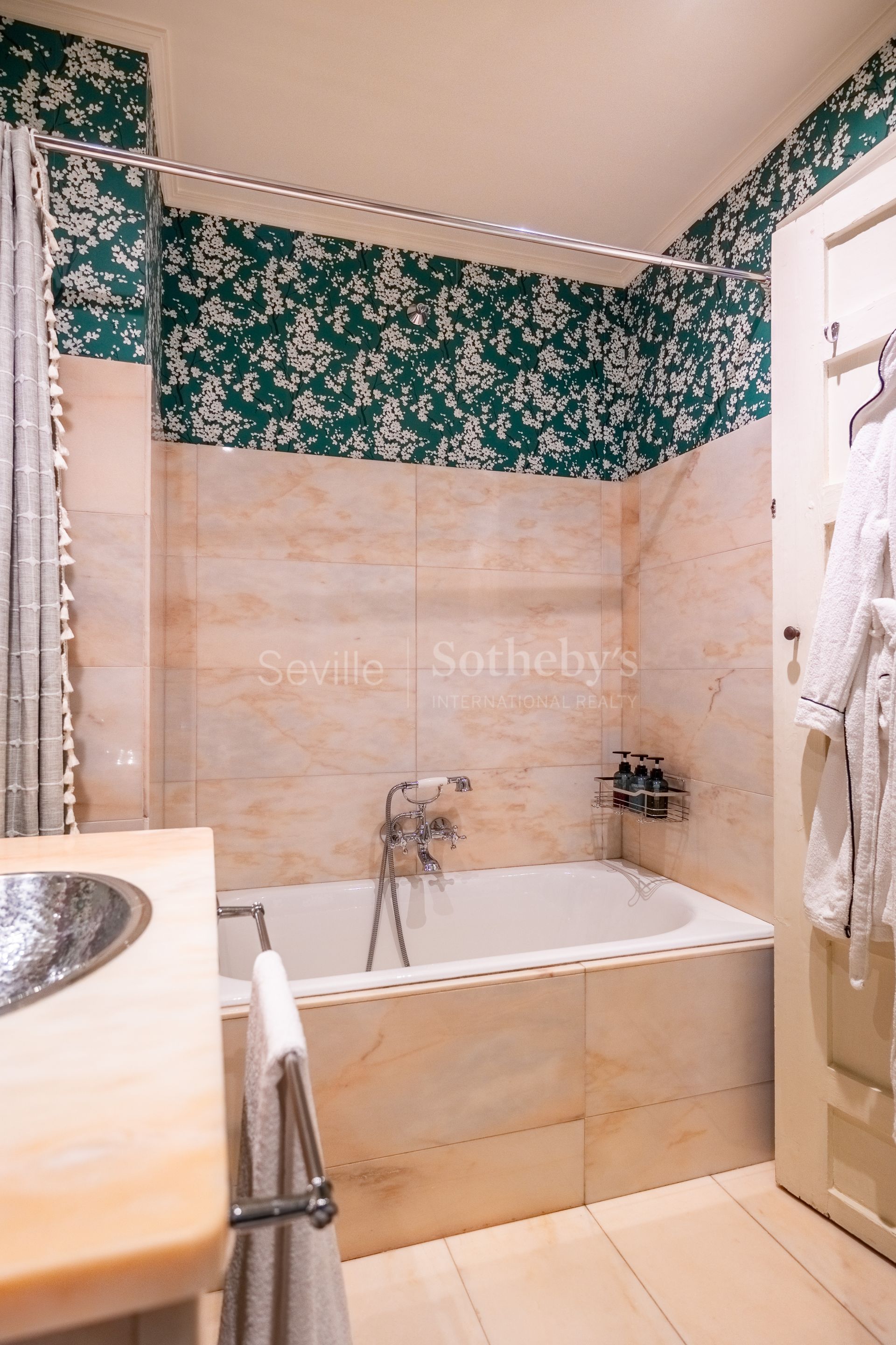 Casa señorial restaurada en la Plaza del Museo